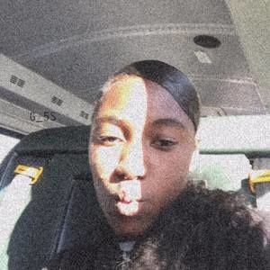 Meet your Posher, Kylie